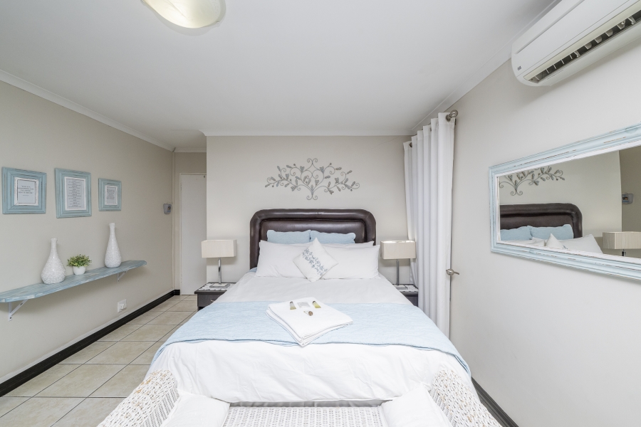 7 Bedroom Property for Sale in Eversdal Western Cape